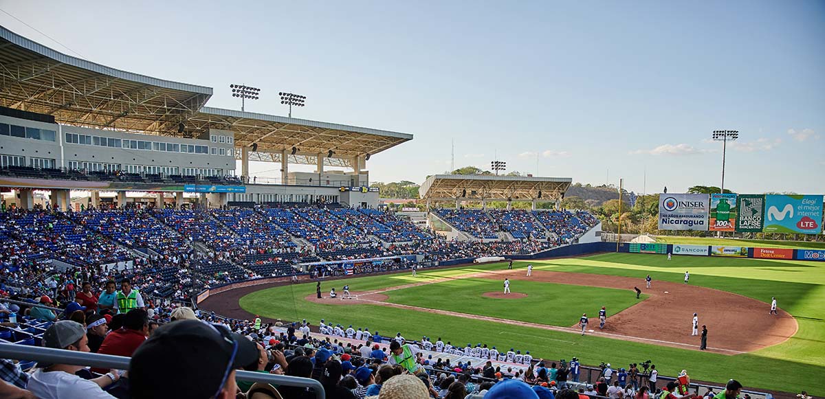 Baseball game image