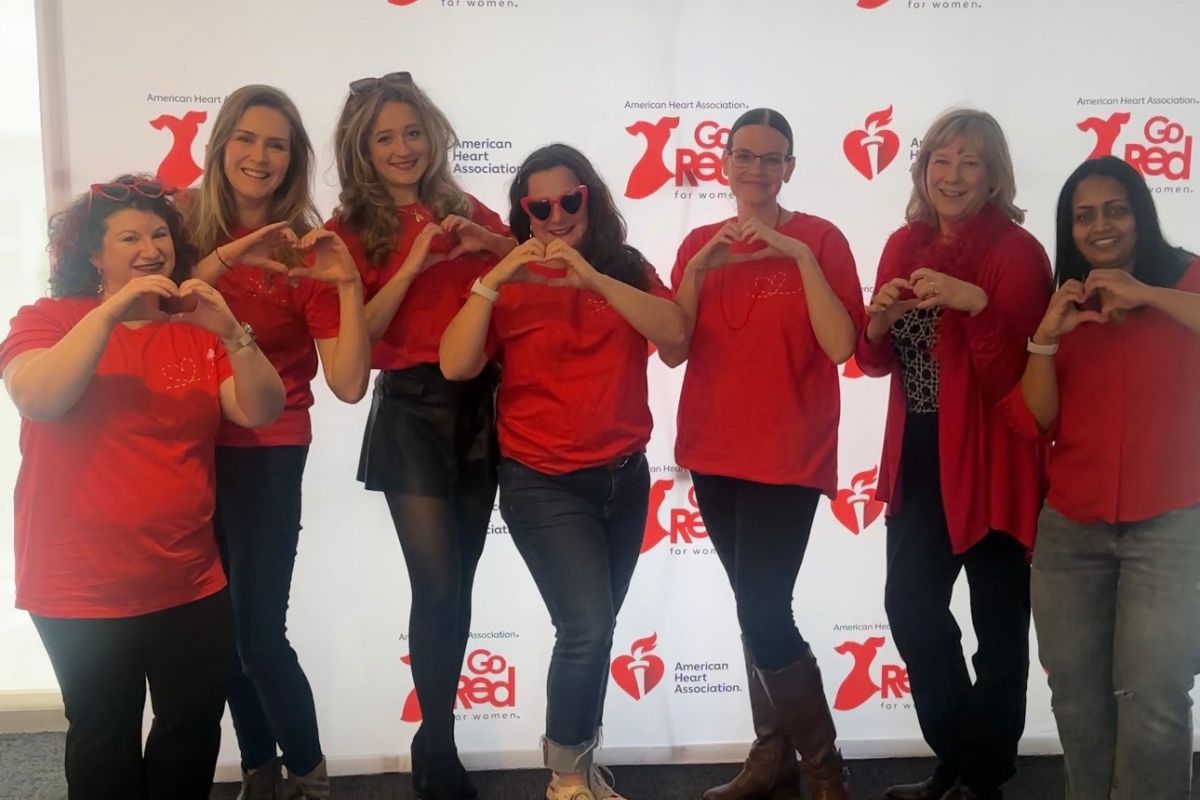 ladybugz go red womens heart health american heart association group photo.